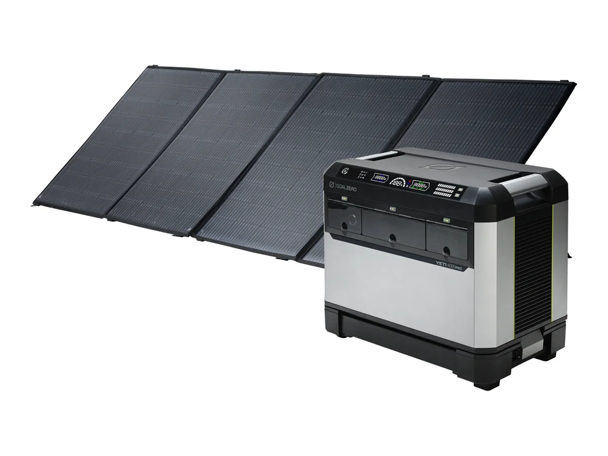 Yeti PRO 4000 + Nomad 400 Solar Generator