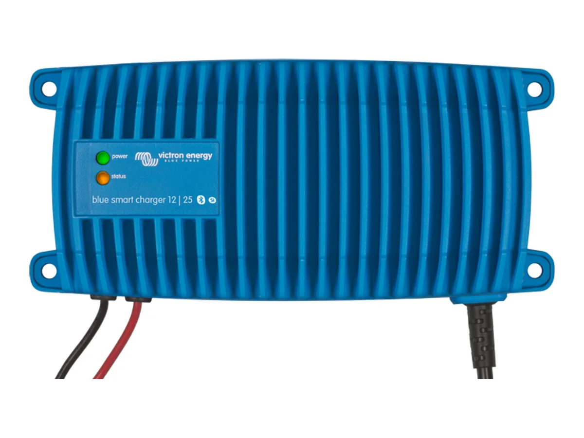 Open Box Victron Blue Smart IP67 12V 25A Battery Charger 120V
